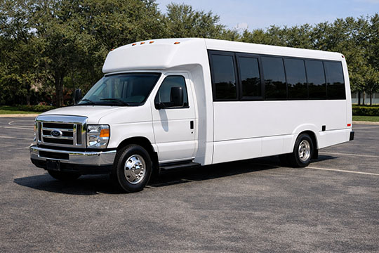 18-passenger minibus rental Prineville TX